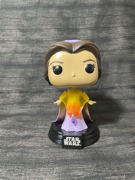 padme amidala funko